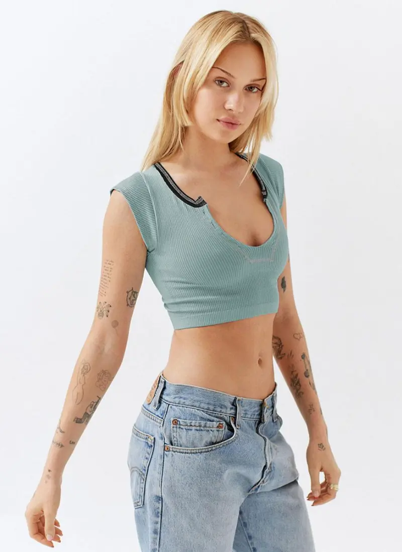 Vintage Fashion Sporty U-Neck Sleeveless Cami Crop Top T-Shirt - Image 4